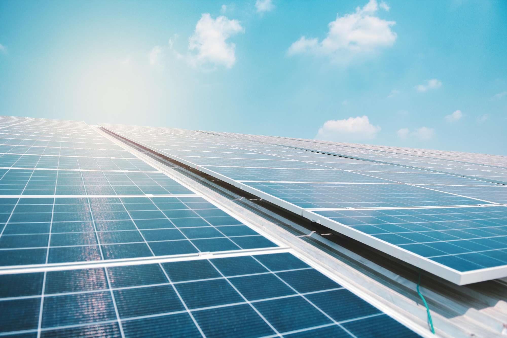 Dach mit Solaranlage